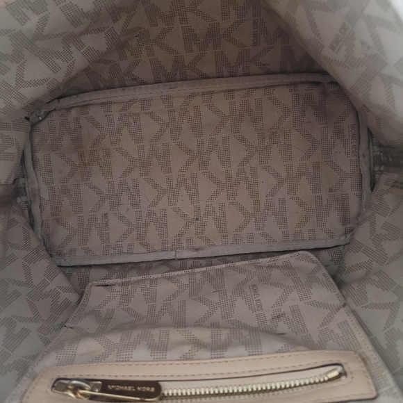 Michael Kors set - Picture 9 of 16